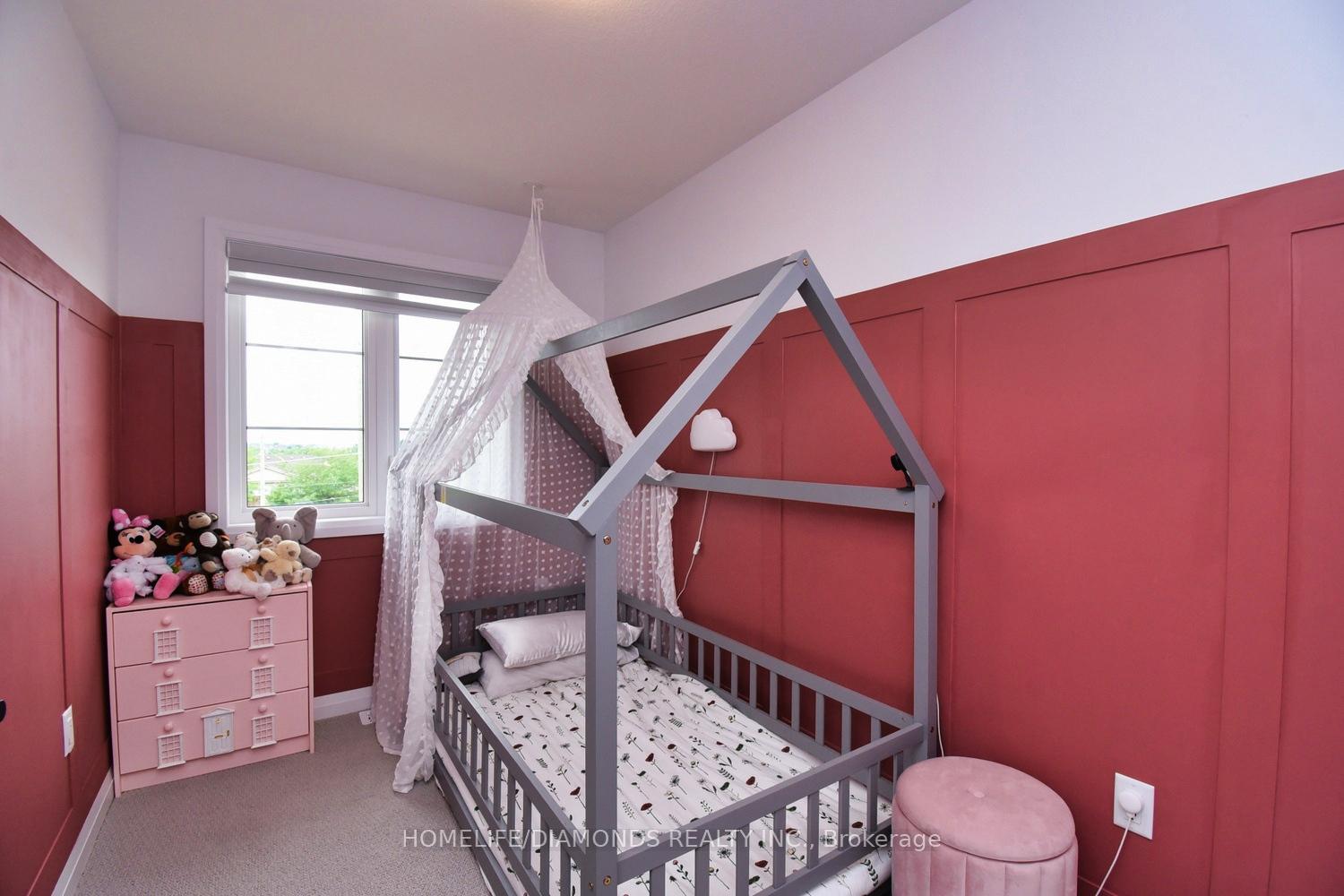 Photo 39 of Unit 14, 106 Court Drive, Brant, Paris — HOMEH