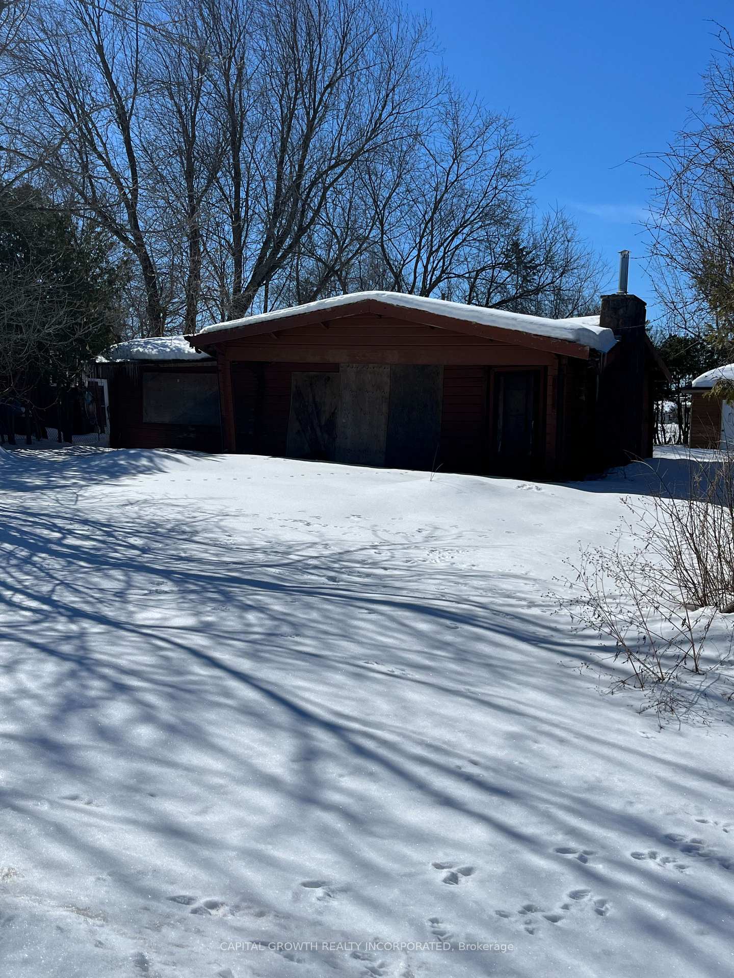 Photo 3 of 38 Sumach Drive, Georgina, Virginia — HOMEH