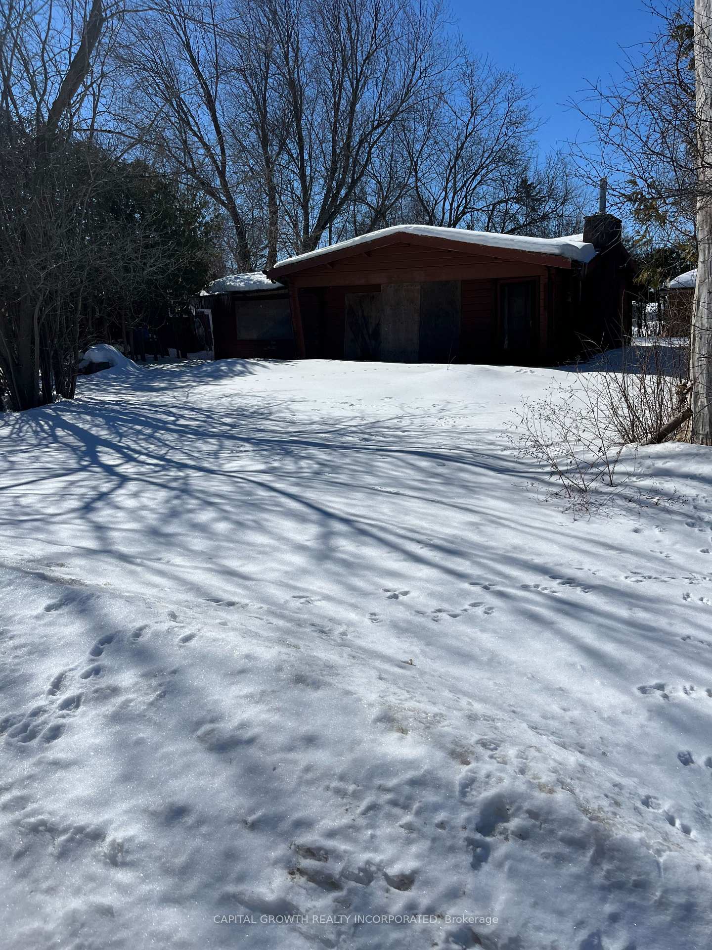 Photo 5 of 38 Sumach Drive, Georgina, Virginia — HOMEH