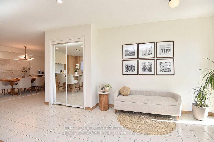 Photo 27 of 81 Glenayr Street, Hamilton, Gilkson — HOMEH