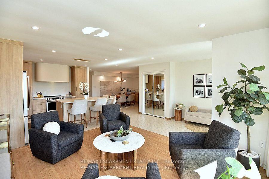 Photo 26 of 81 Glenayr Street, Hamilton, Gilkson — HOMEH