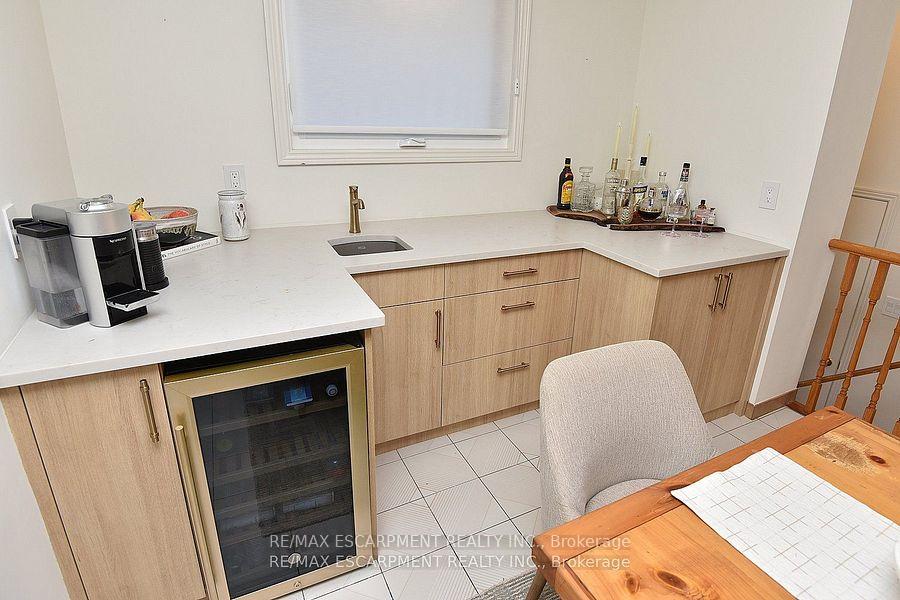 Photo 14 of 81 Glenayr Street, Hamilton, Gilkson — HOMEH