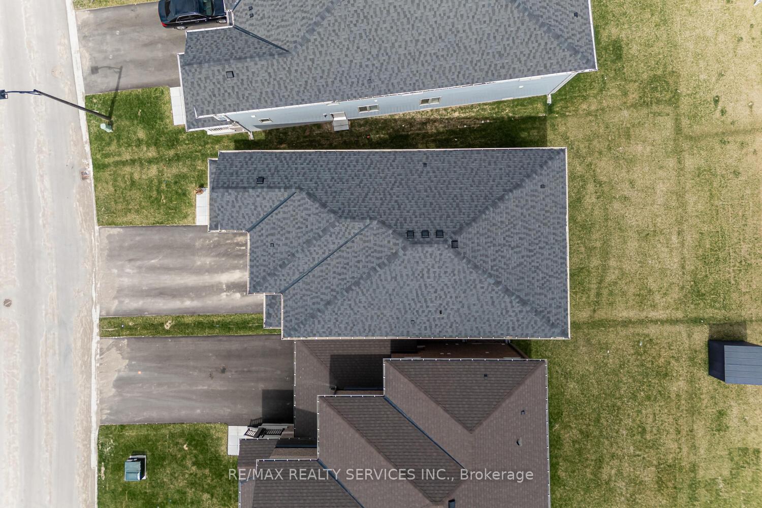 Photo 14 of 208 Limestone Lane, Shelburne — HOMEH