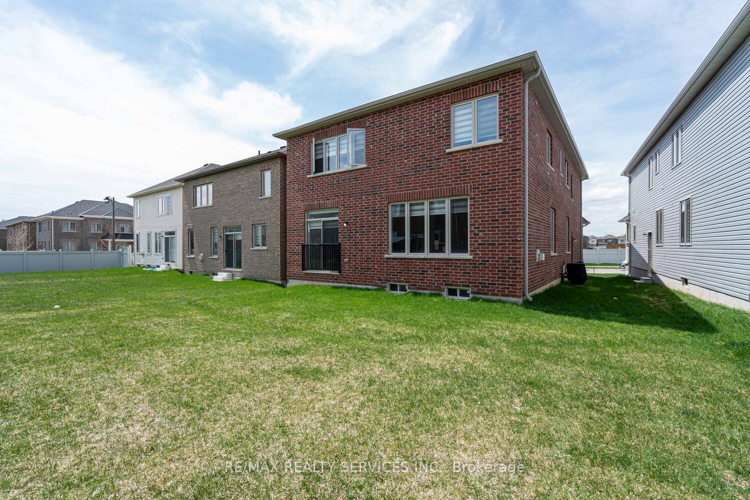 Photo 40 of 208 Limestone Lane, Shelburne — HOMEH