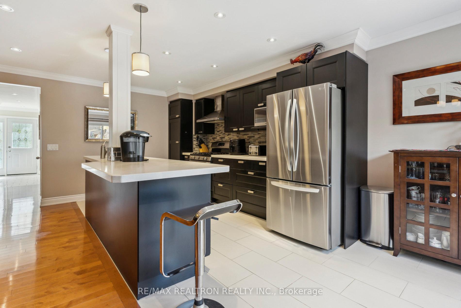 Photo 16 of 6 Chestnut Gate, Markham, Bayview Fairway-Bayview Country Club Estates — HOMEH