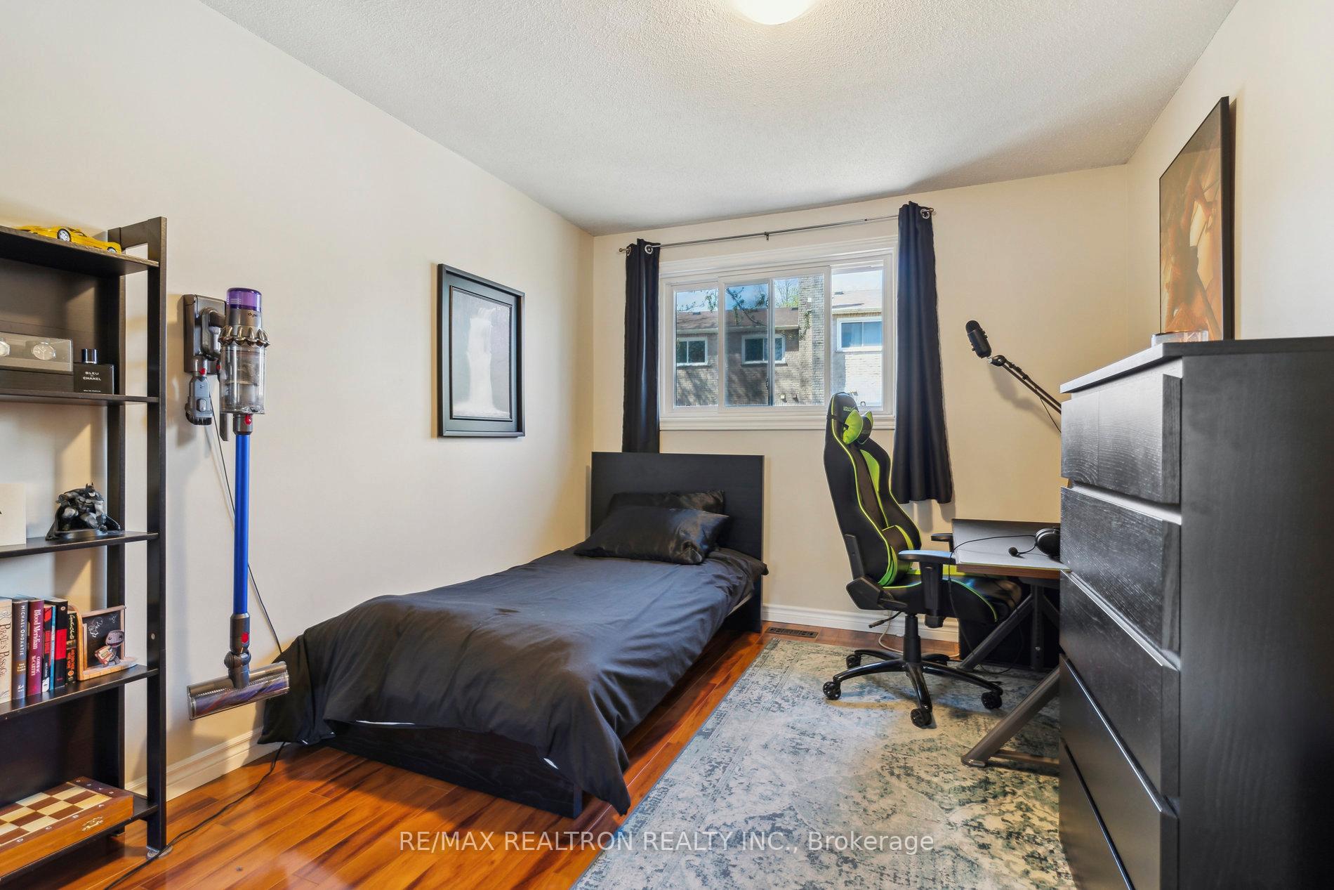 Photo 27 of 6 Chestnut Gate, Markham, Bayview Fairway-Bayview Country Club Estates — HOMEH