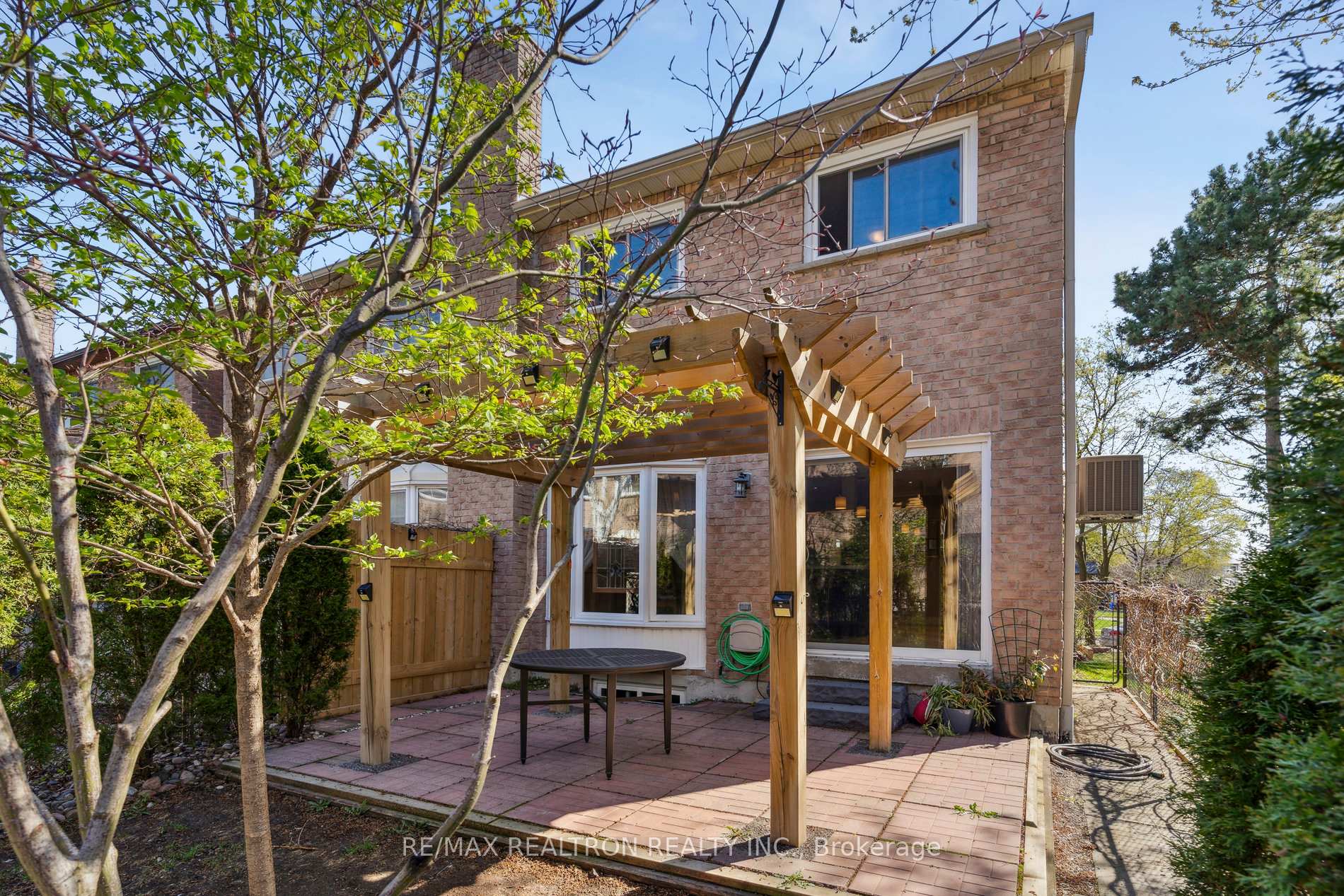 Photo 34 of 6 Chestnut Gate, Markham, Bayview Fairway-Bayview Country Club Estates — HOMEH