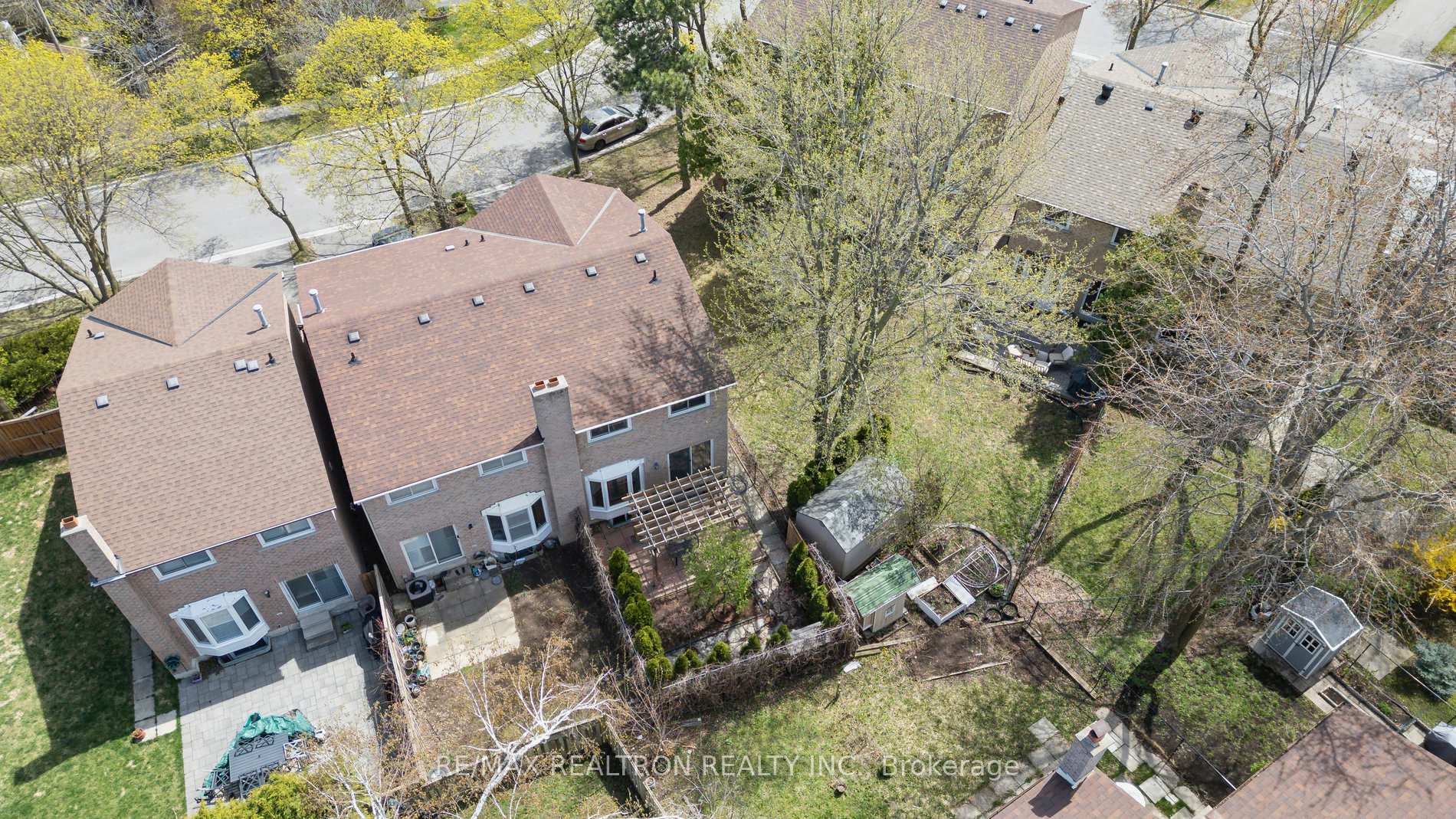 Photo 32 of 6 Chestnut Gate, Markham, Bayview Fairway-Bayview Country Club Estates — HOMEH