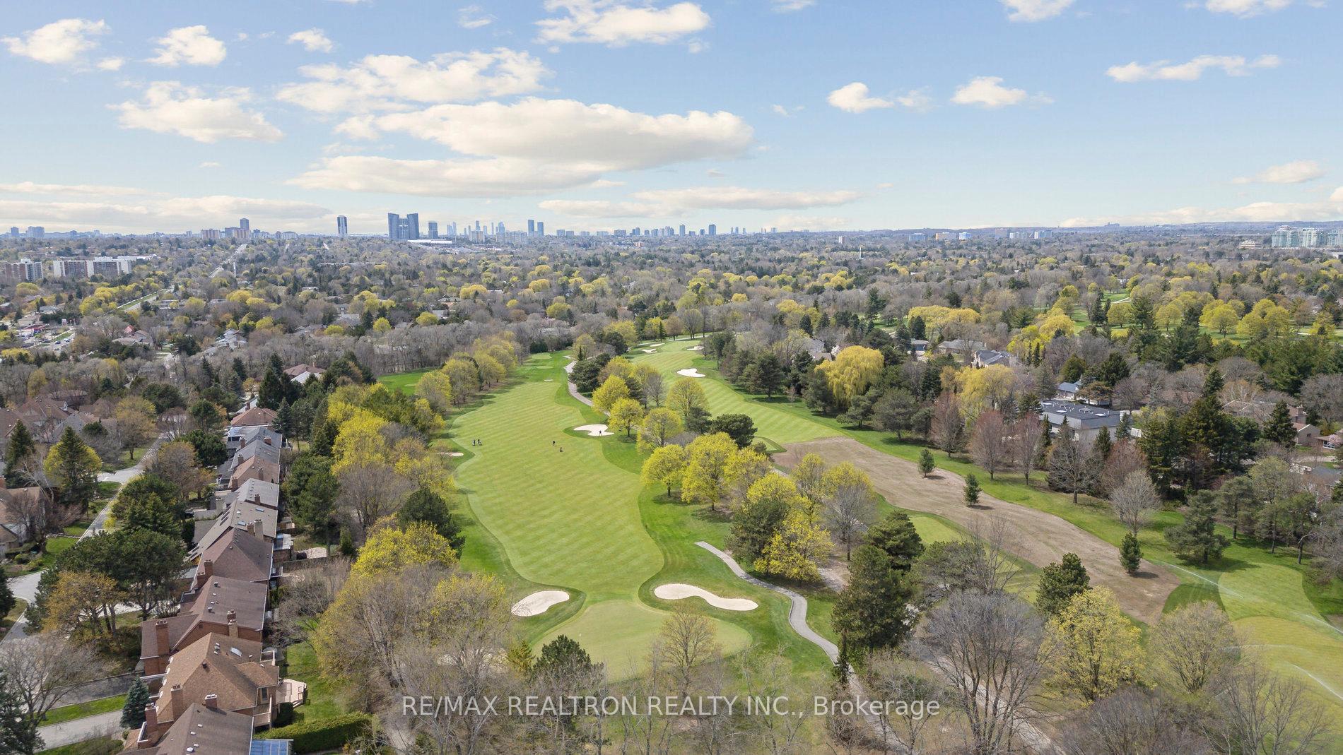 Photo 47 of 6 Chestnut Gate, Markham, Bayview Fairway-Bayview Country Club Estates — HOMEH