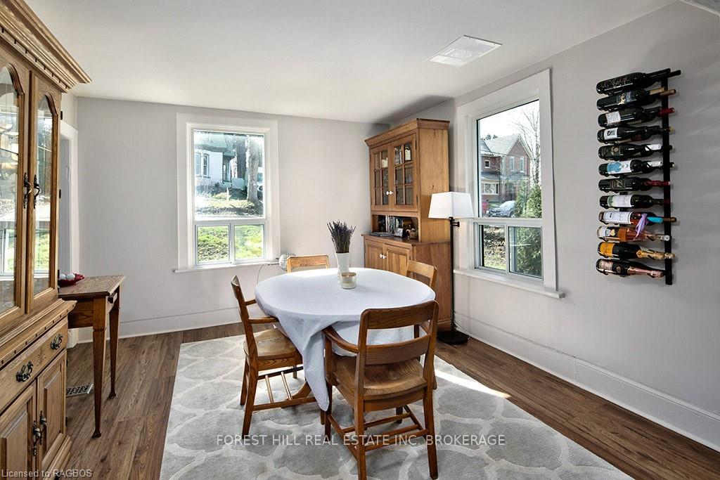 Photo 6 of 54 Mark Street W, Grey Highlands — HOMEH