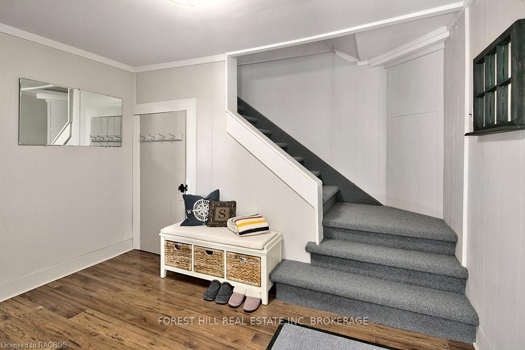 Photo 20 of 54 Mark Street W, Grey Highlands — HOMEH