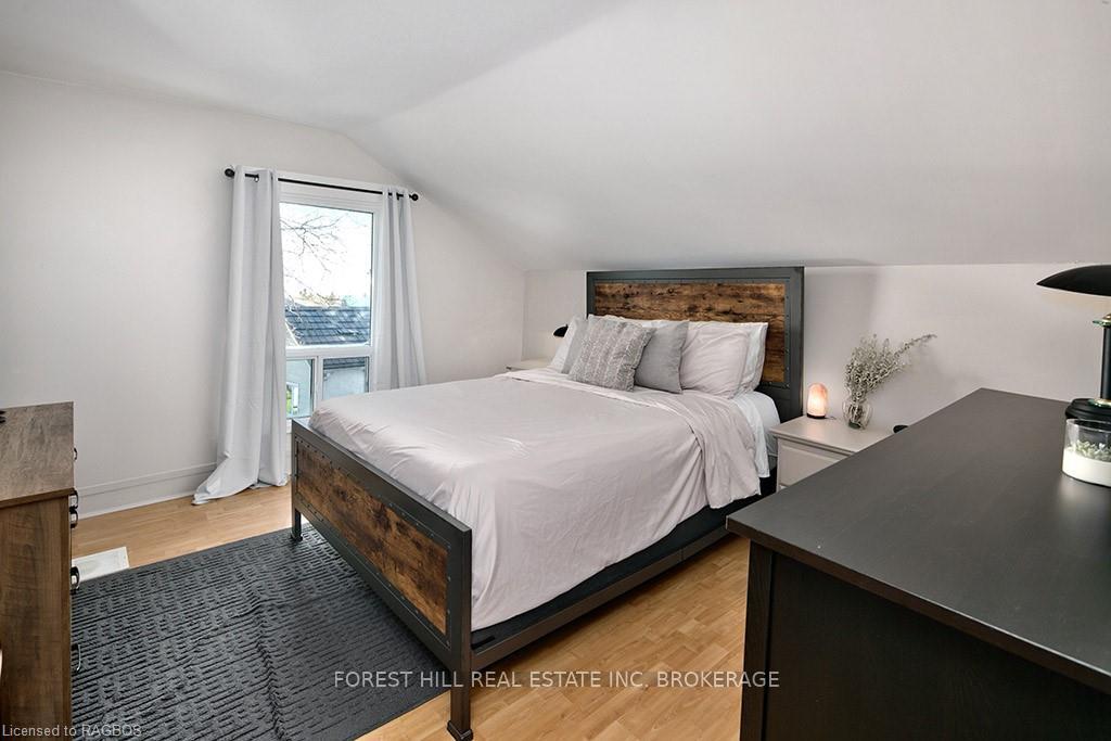 Photo 24 of 54 Mark Street W, Grey Highlands — HOMEH