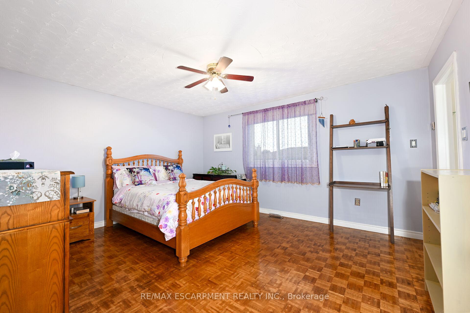 Photo 15 of 7 Osgoode Court, Hamilton, Randall — HOMEH