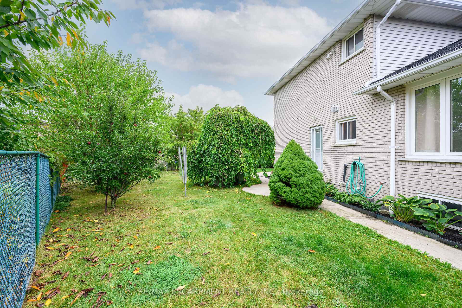Photo 42 of 7 Osgoode Court, Hamilton, Randall — HOMEH