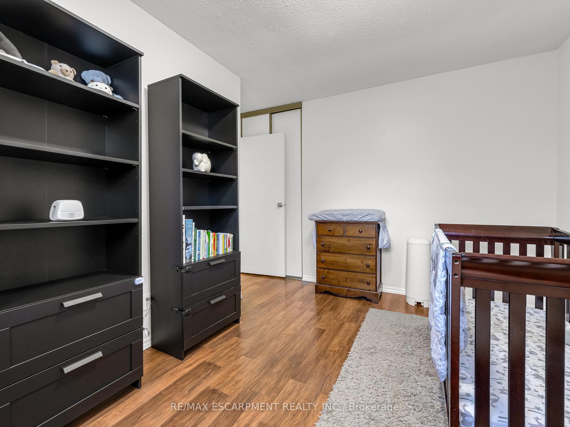 Photo 32 of 47 Lafayette Drive, St. Catharines, Lakeport — HOMEH