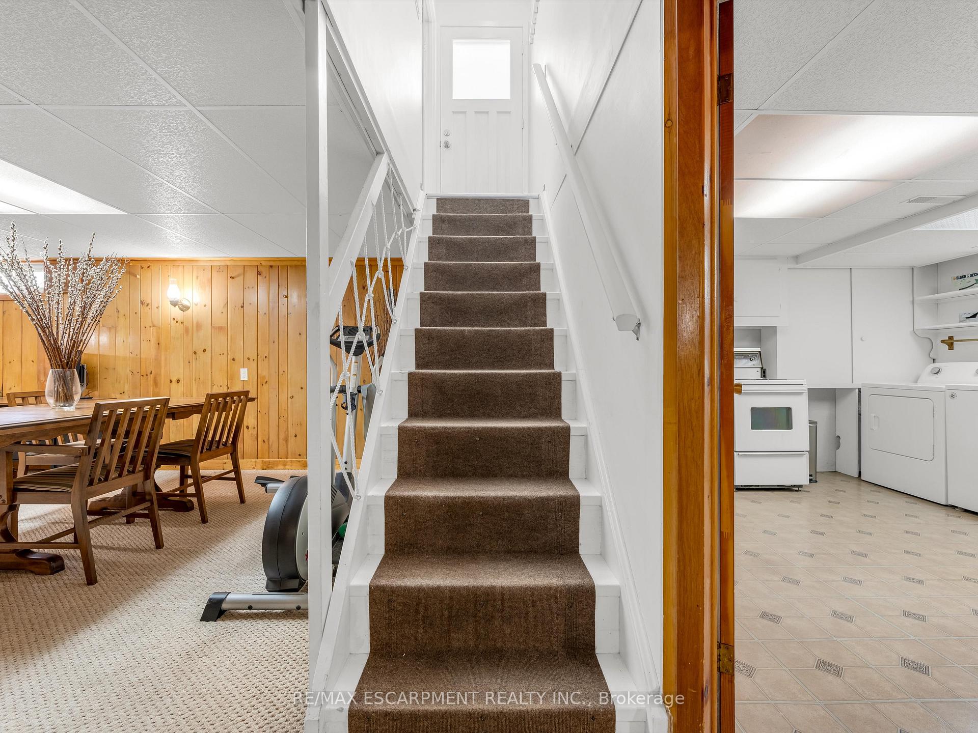 Photo 27 of 47 Lafayette Drive, St. Catharines, Lakeport — HOMEH