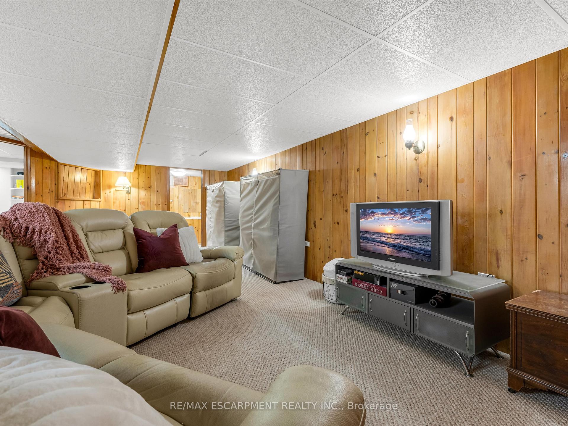 Photo 45 of 47 Lafayette Drive, St. Catharines, Lakeport — HOMEH