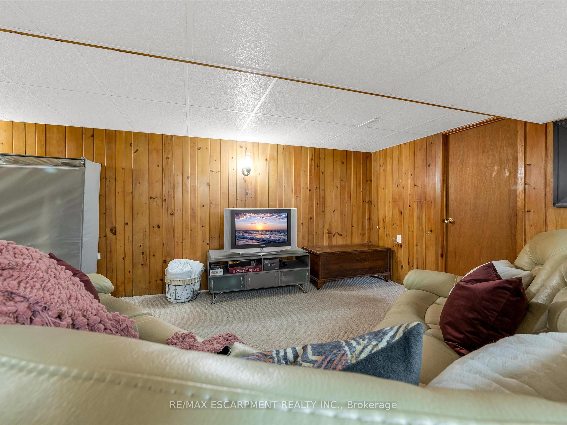 Photo 30 of 47 Lafayette Drive, St. Catharines, Lakeport — HOMEH