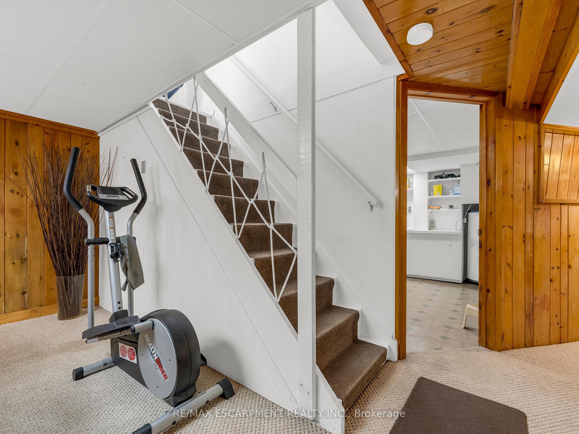 Photo 38 of 47 Lafayette Drive, St. Catharines, Lakeport — HOMEH