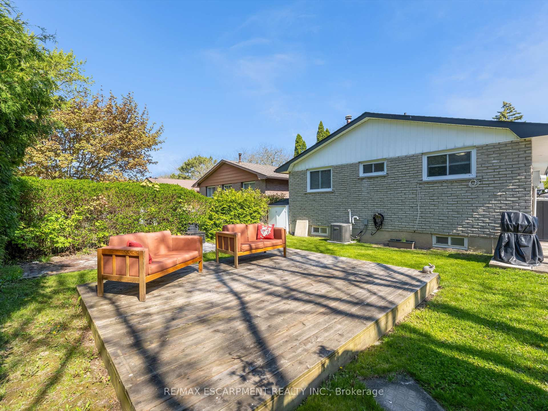 Photo 35 of 47 Lafayette Drive, St. Catharines, Lakeport — HOMEH