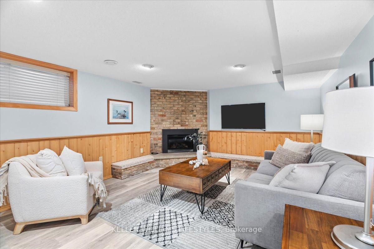 Photo 31 of 3241 Devonshire Road, Plympton-Wyoming, Plympton Wyoming — HOMEH