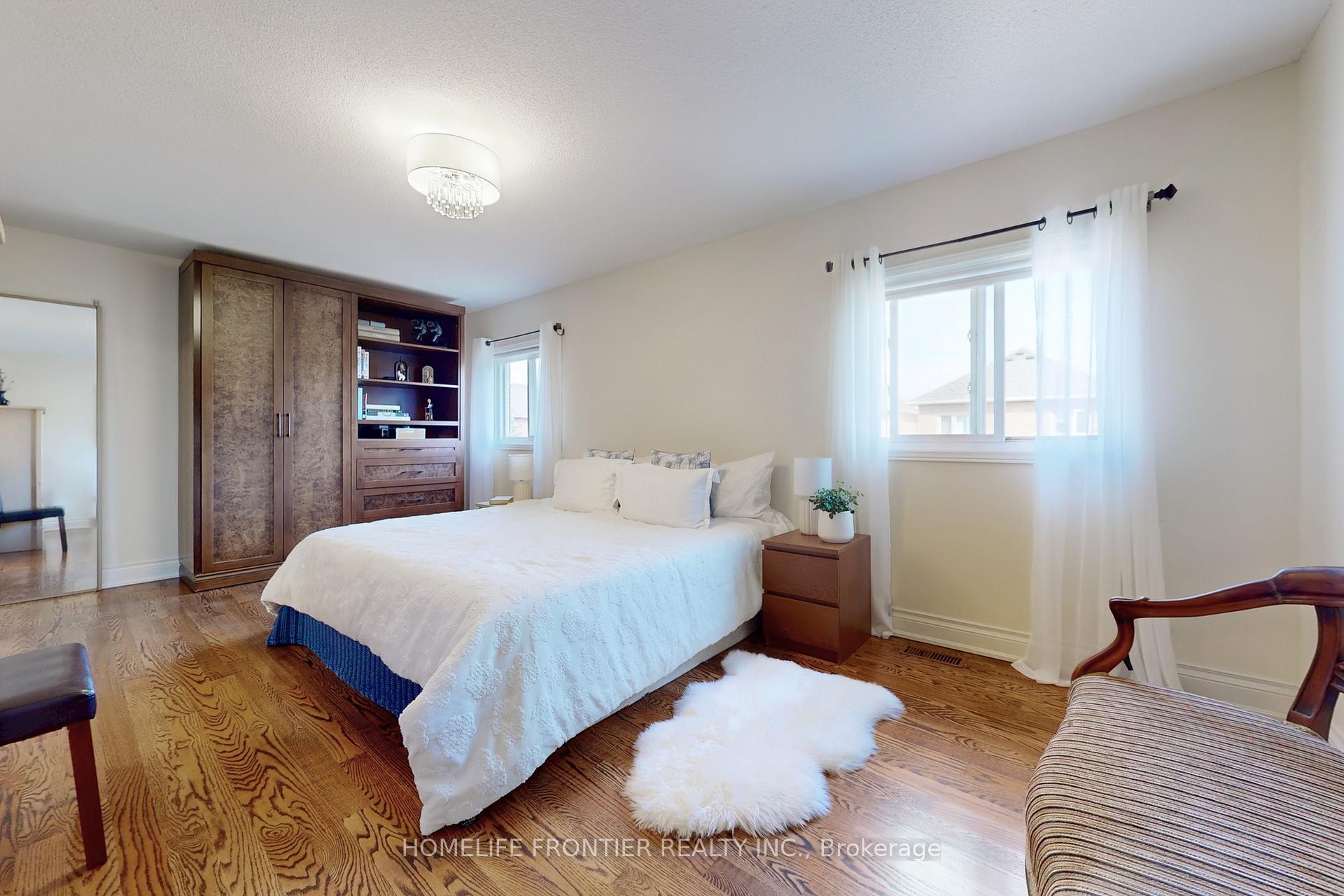 Photo 23 of 138 Broomlands Drive, Vaughan, Maple — HOMEH