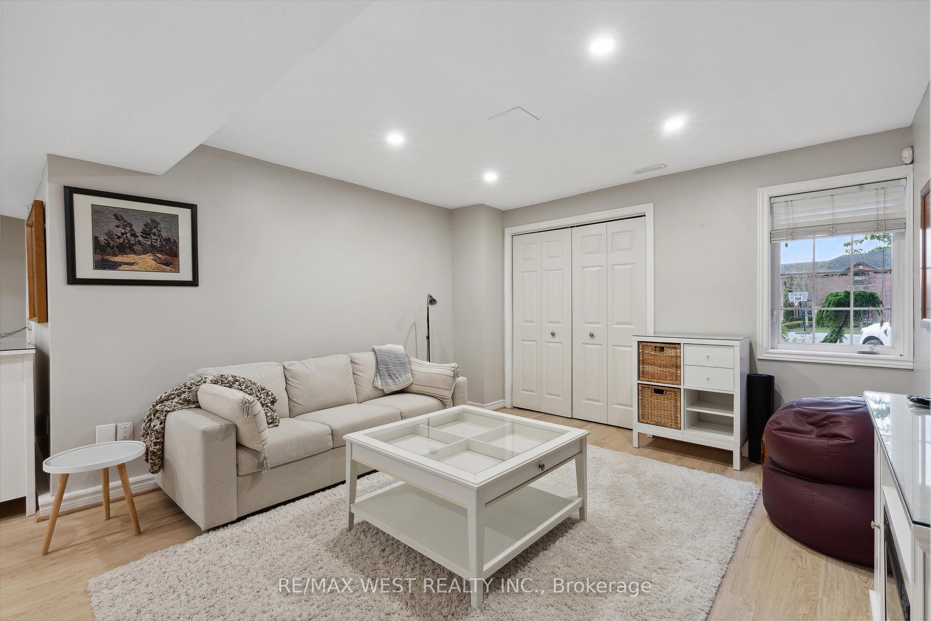 Photo 29 of 104 Gray Park Street W, Caledon, Bolton North — HOMEH
