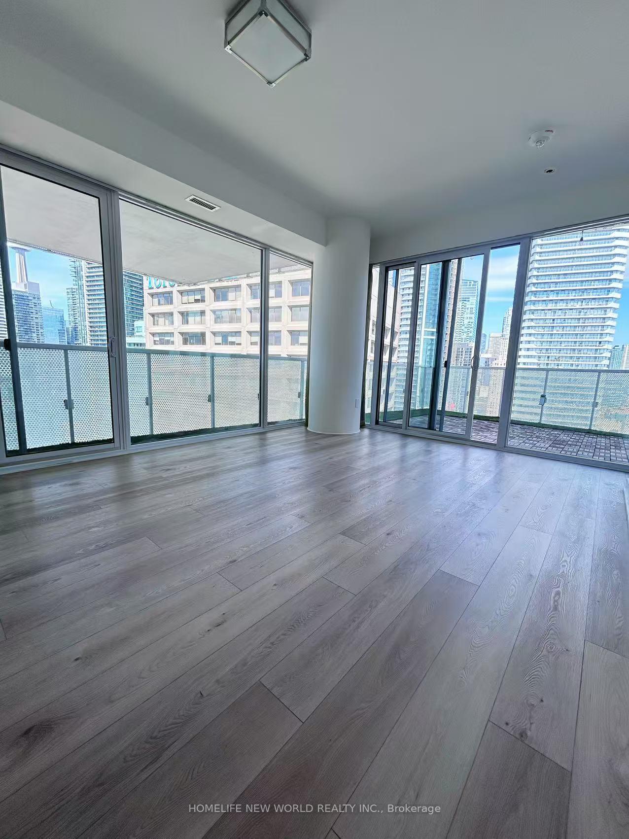 Photo 5 of Unit 2707, 15 Queens Quay E, Toronto, Waterfront Communities — HOMEH