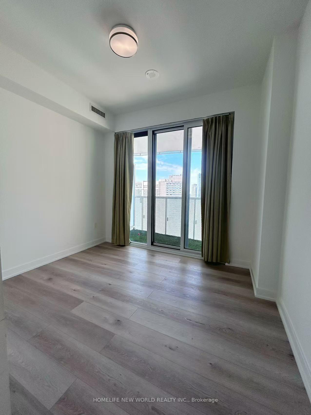 Photo 6 of Unit 2707, 15 Queens Quay E, Toronto, Waterfront Communities — HOMEH