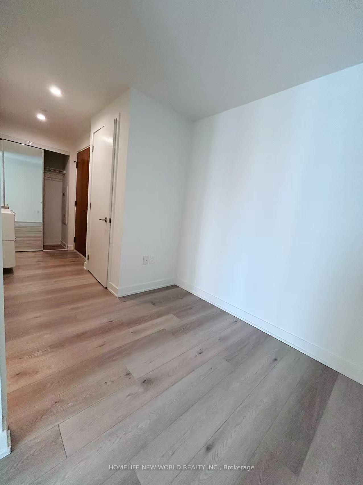 Photo 3 of Unit 2707, 15 Queens Quay E, Toronto, Waterfront Communities — HOMEH