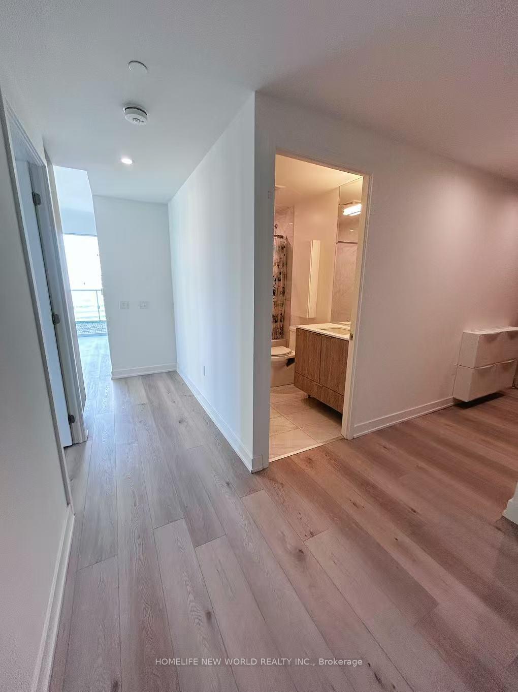 Photo 2 of Unit 2707, 15 Queens Quay E, Toronto, Waterfront Communities — HOMEH