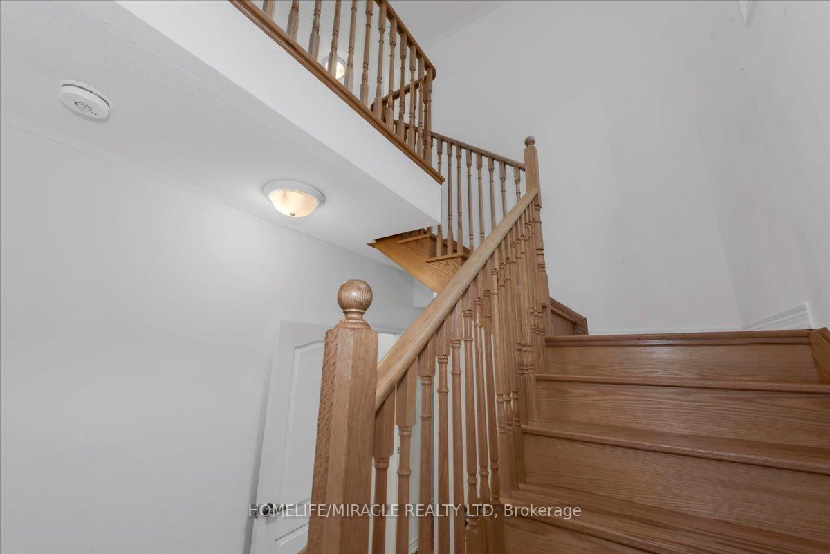 Photo 18 of 57 Spinland Street, Caledon, Rural Caledon — HOMEH