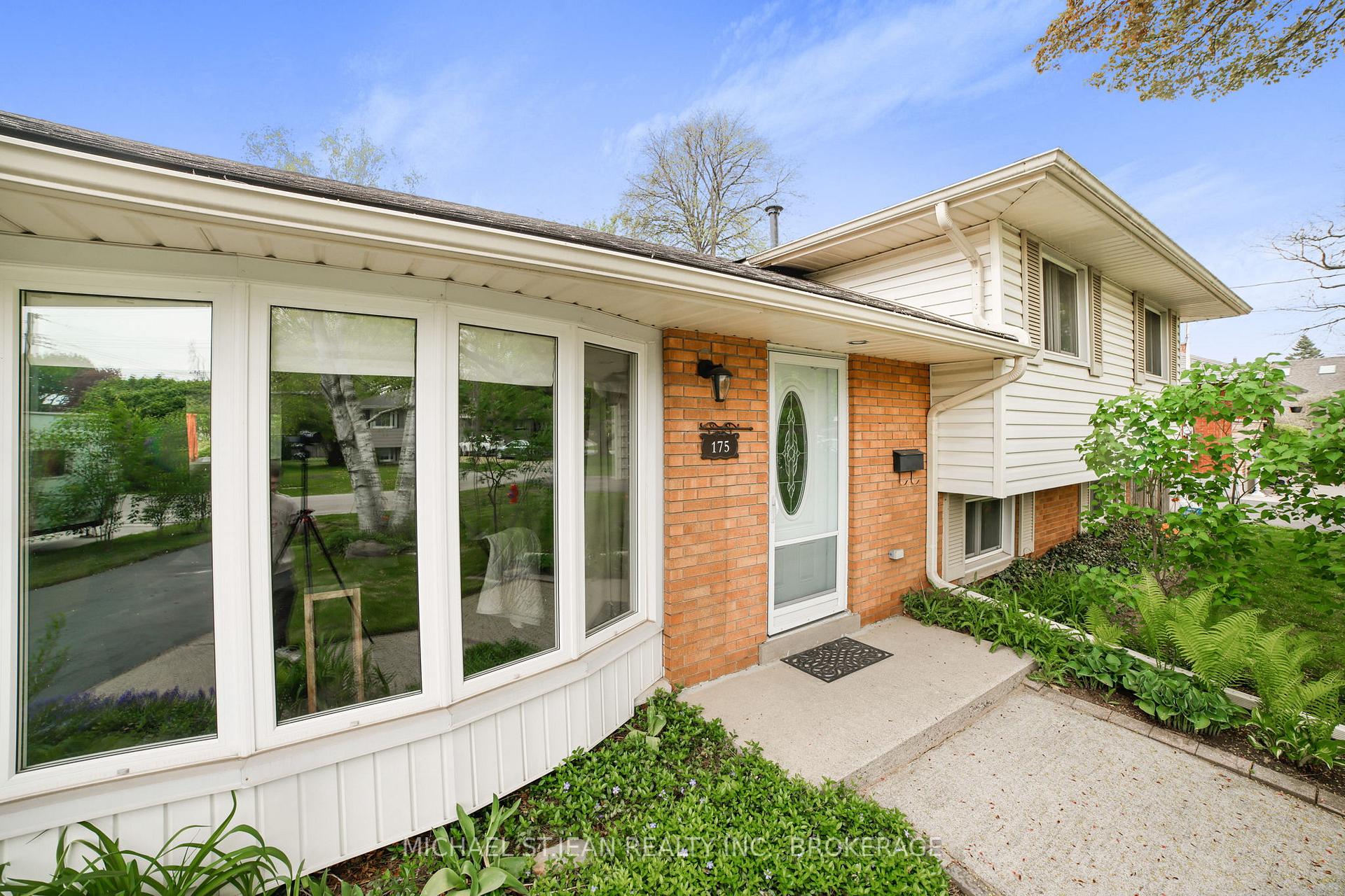 Photo 38 of 175 Council Crescent, Hamilton, Ancaster — HOMEH