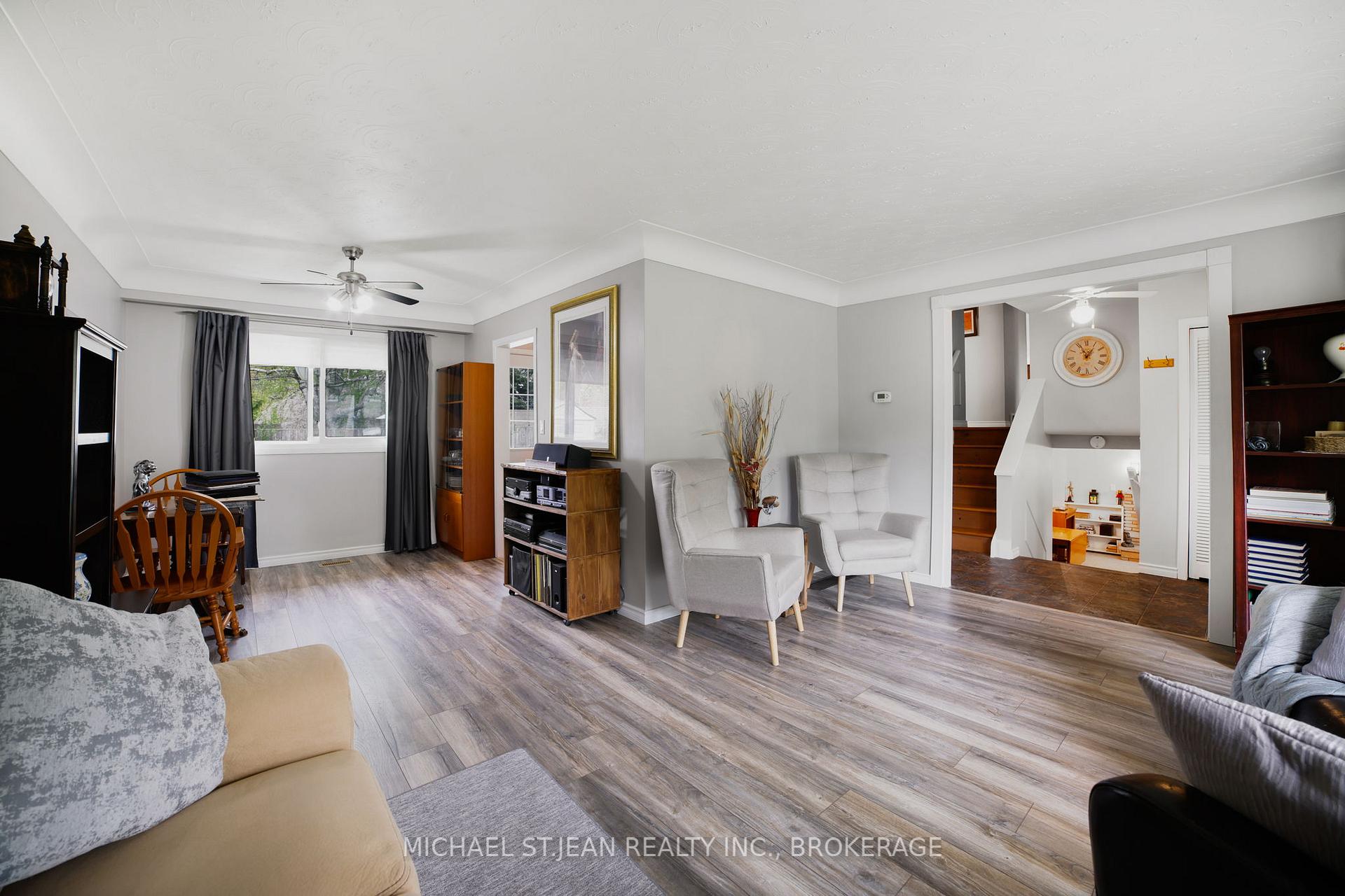 Photo 6 of 175 Council Crescent, Hamilton, Ancaster — HOMEH