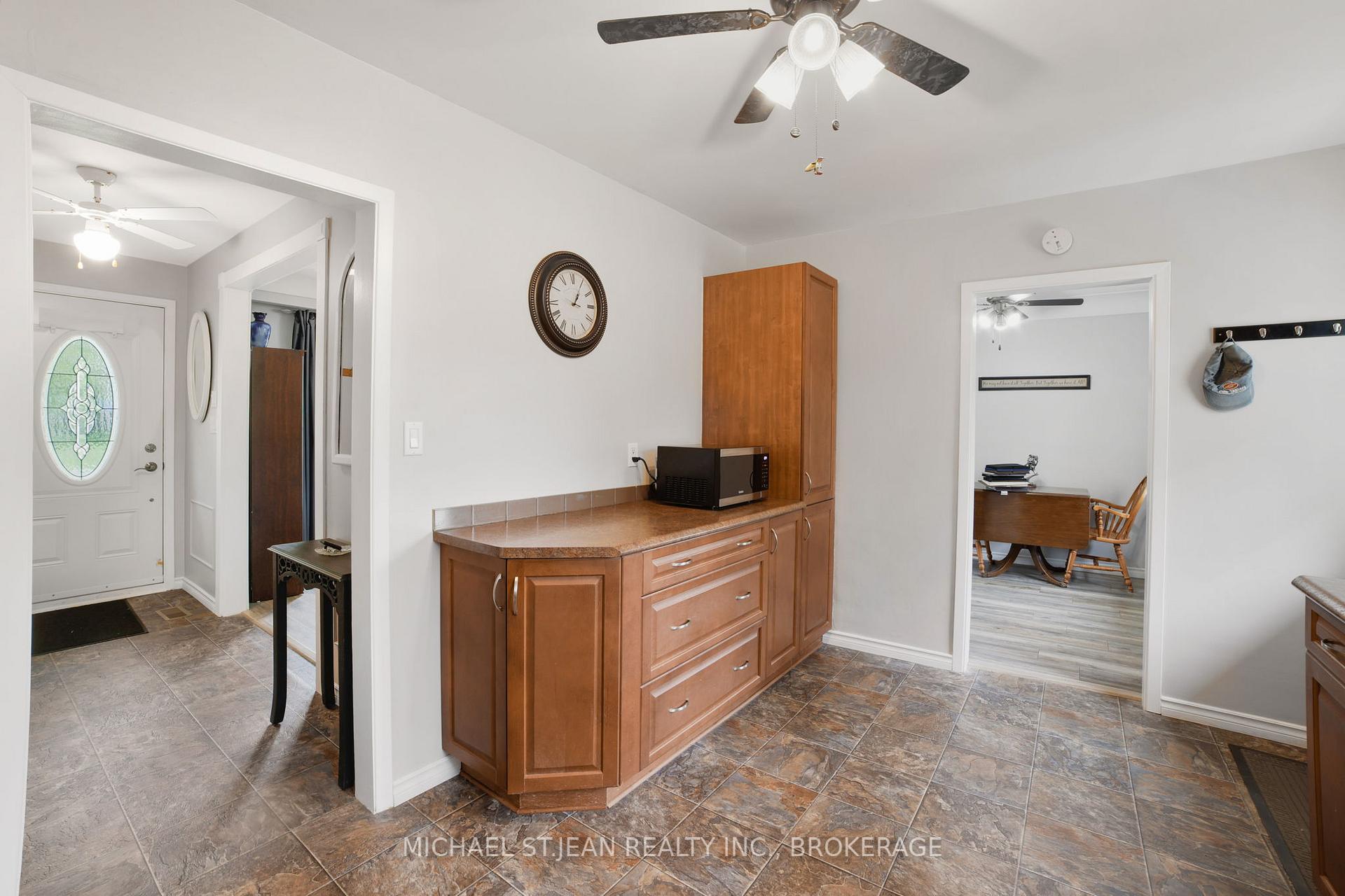 Photo 16 of 175 Council Crescent, Hamilton, Ancaster — HOMEH