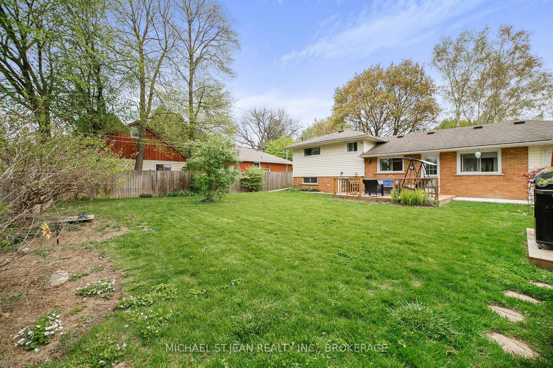 Photo 34 of 175 Council Crescent, Hamilton, Ancaster — HOMEH