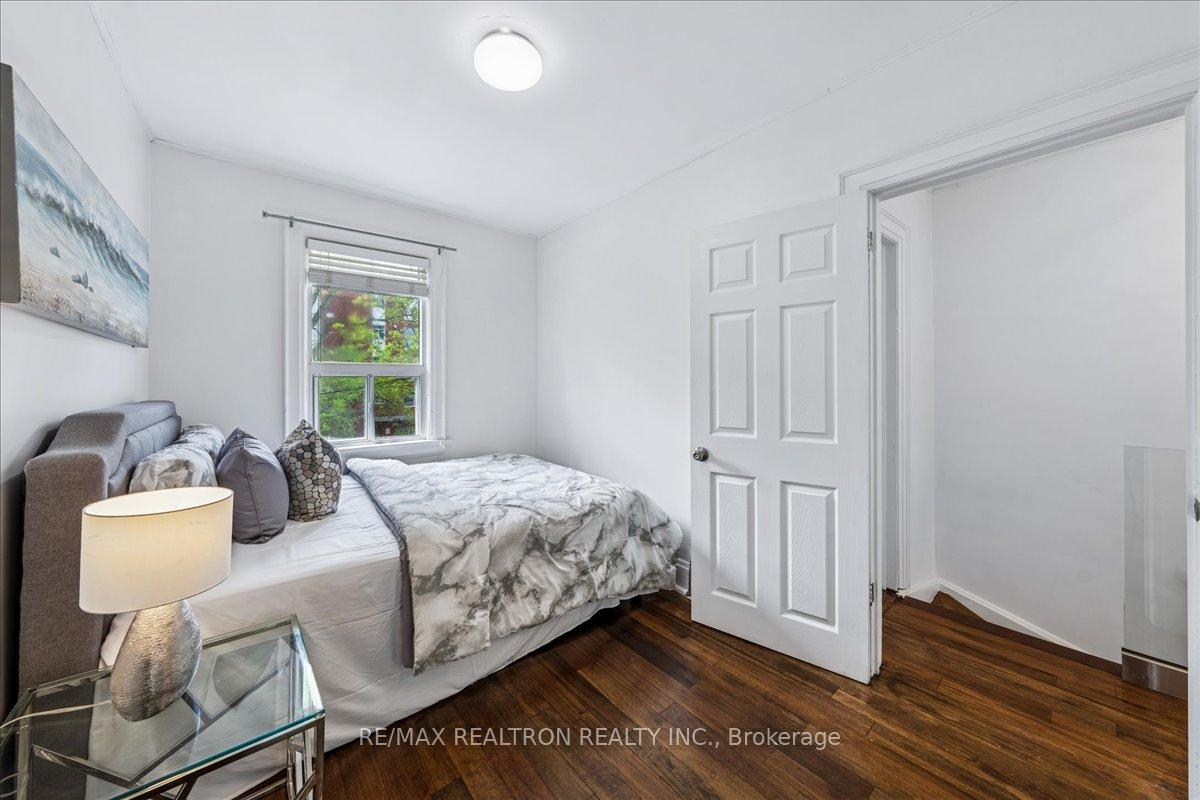 Photo 15 of 17 Ranleigh Avenue, Toronto, Lawrence Park North — HOMEH