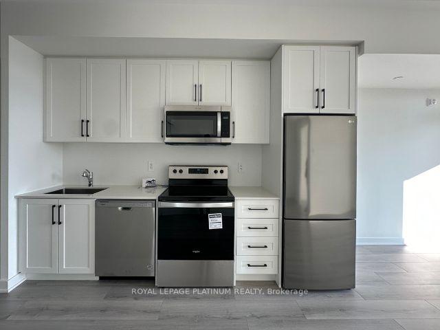 Photo 2 of Unit 405, 1440 Clarriage Court, Milton, Ford — HOMEH
