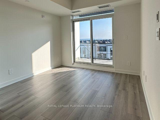Photo 4 of Unit 405, 1440 Clarriage Court, Milton, Ford — HOMEH