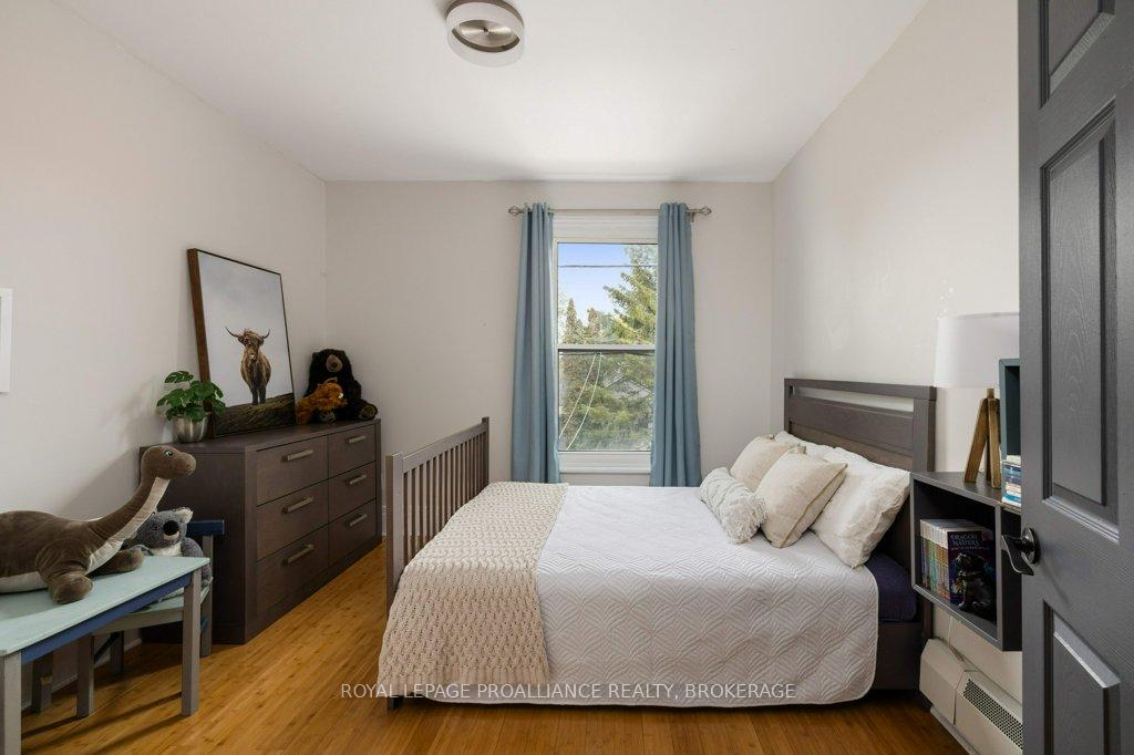 Photo 32 of 29 Charles Street, Kingston, East of Sir John A. Blvd — HOMEH