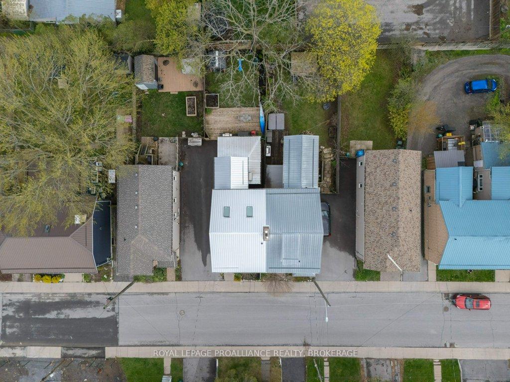 Photo 48 of 29 Charles Street, Kingston, East of Sir John A. Blvd — HOMEH