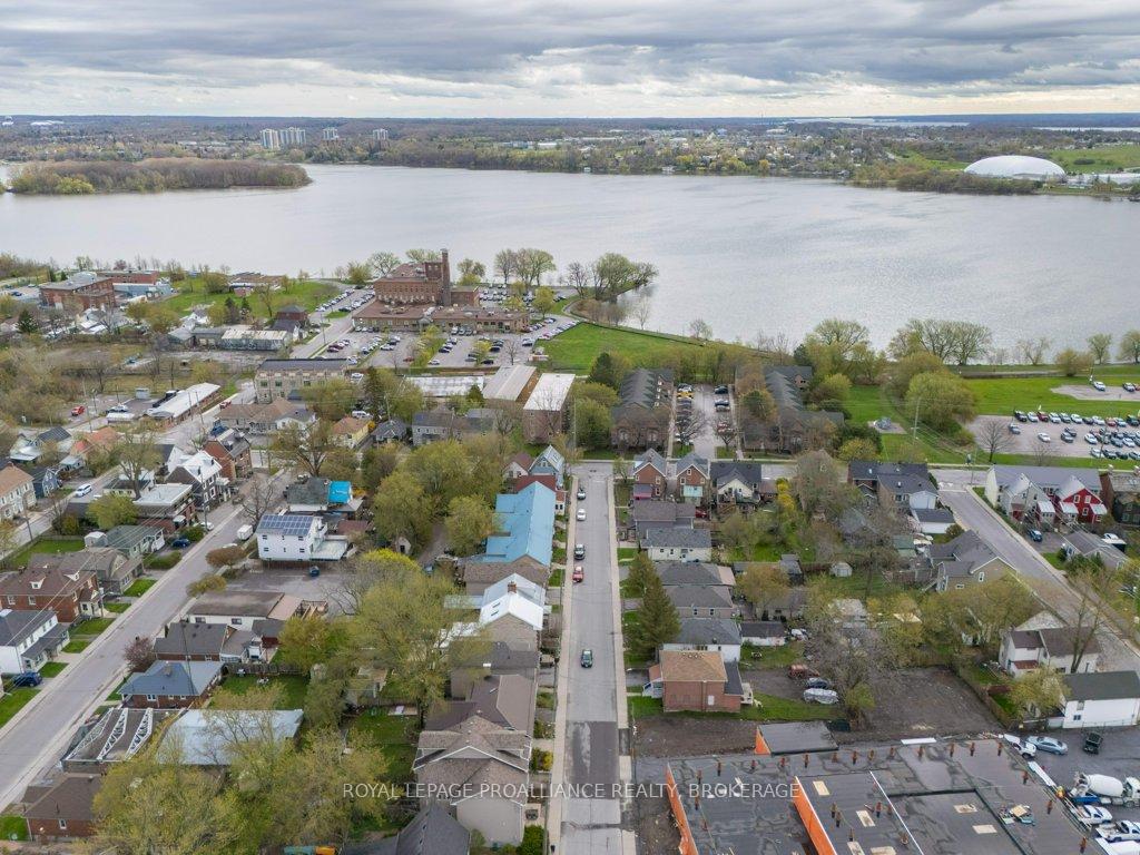 Photo 44 of 29 Charles Street, Kingston, East of Sir John A. Blvd — HOMEH
