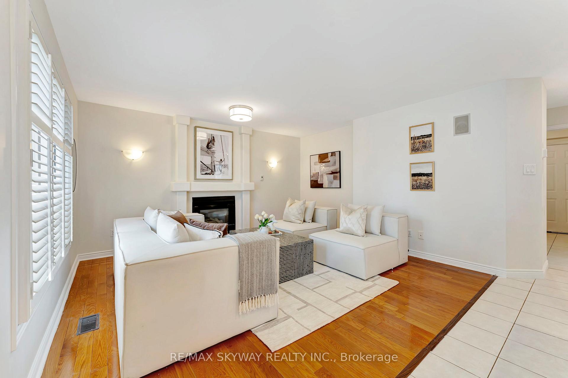 Photo 11 of 84 Gatestone Drive, Hamilton, Stoney Creek Mountain — HOMEH