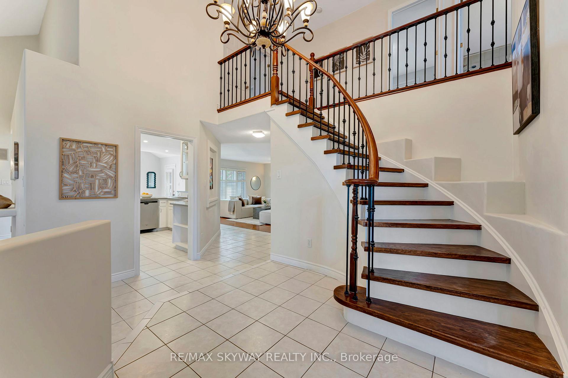 Photo 24 of 84 Gatestone Drive, Hamilton, Stoney Creek Mountain — HOMEH