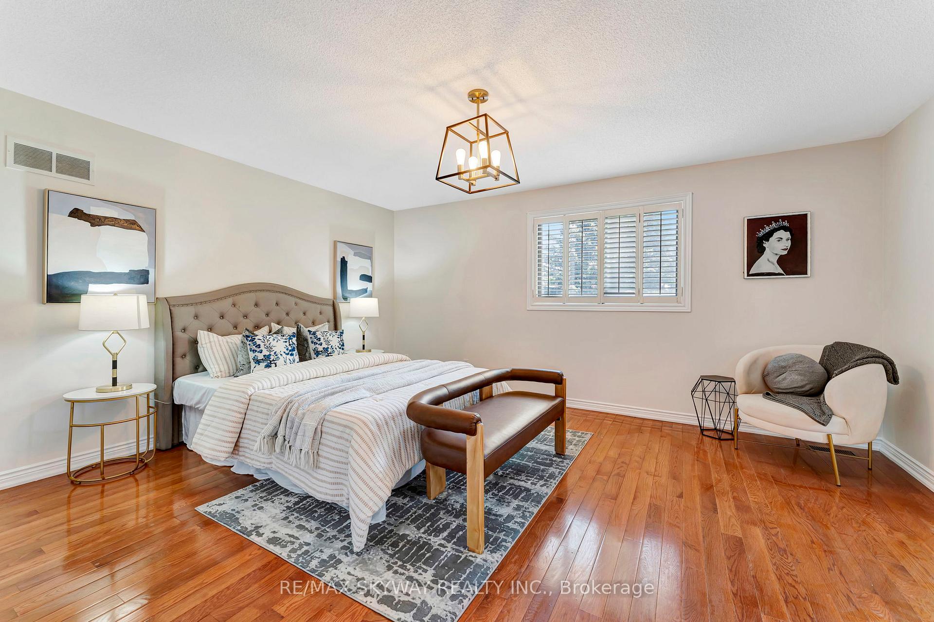 Photo 23 of 84 Gatestone Drive, Hamilton, Stoney Creek Mountain — HOMEH