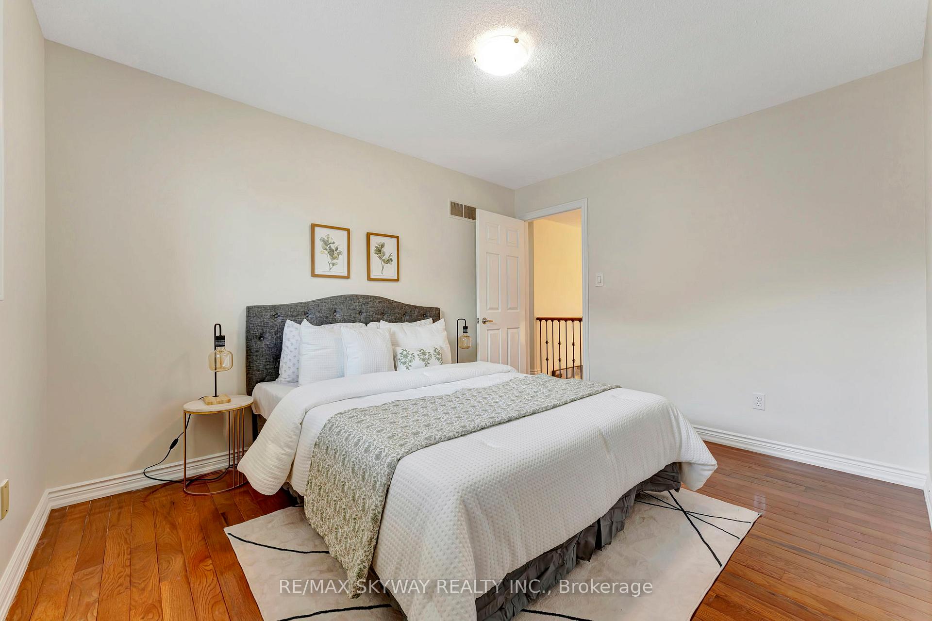 Photo 32 of 84 Gatestone Drive, Hamilton, Stoney Creek Mountain — HOMEH