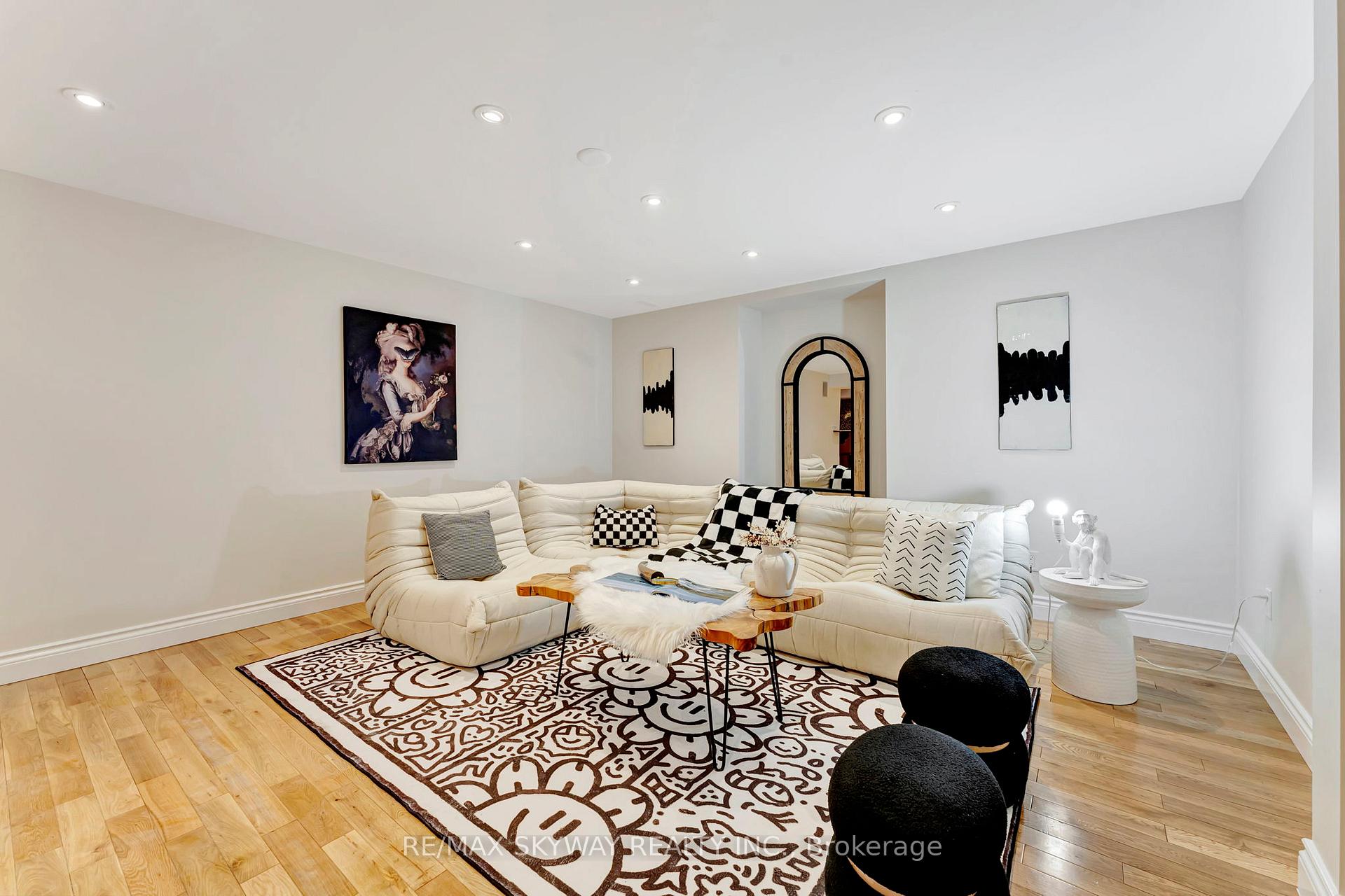 Photo 20 of 84 Gatestone Drive, Hamilton, Stoney Creek Mountain — HOMEH