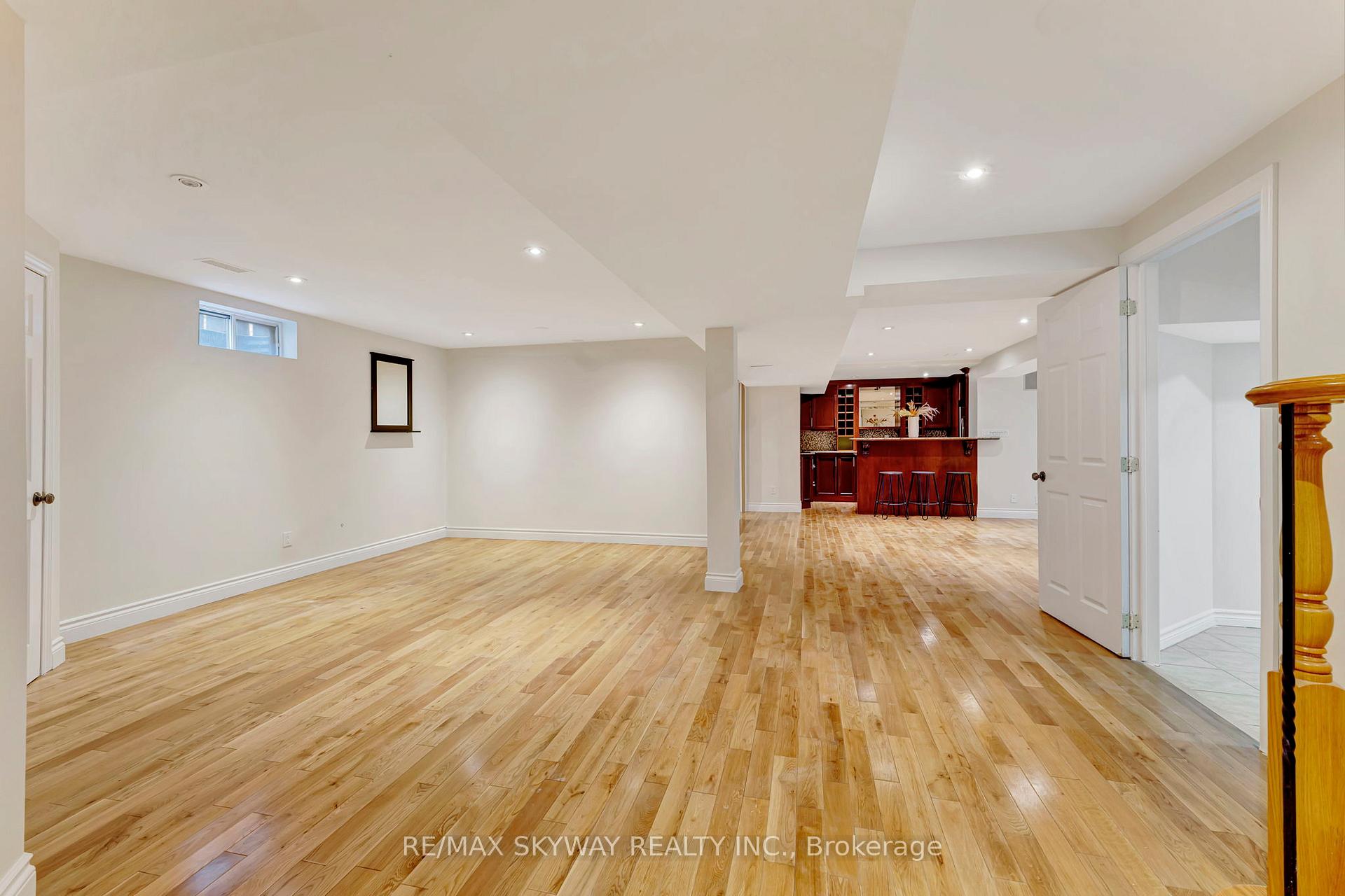 Photo 31 of 84 Gatestone Drive, Hamilton, Stoney Creek Mountain — HOMEH