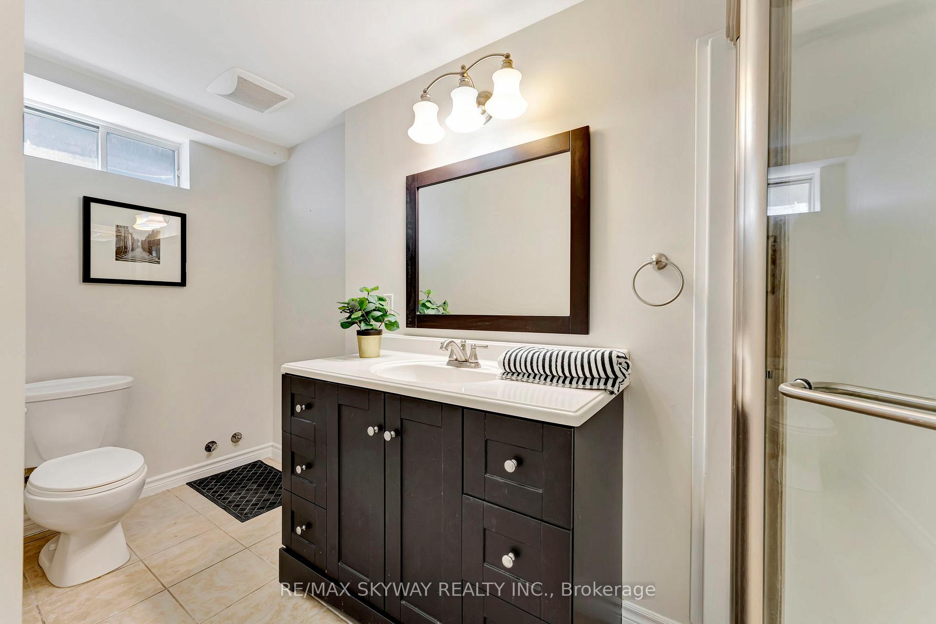 Photo 37 of 84 Gatestone Drive, Hamilton, Stoney Creek Mountain — HOMEH