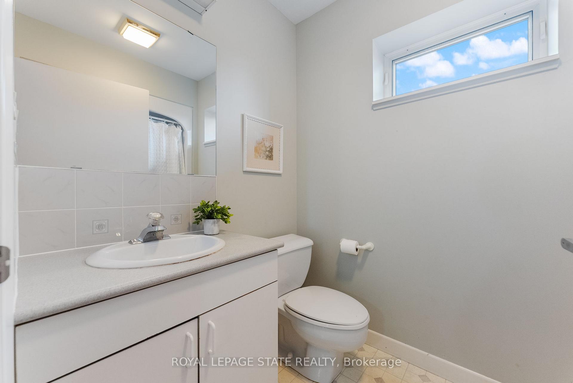 Photo 23 of 2329 Powerline Road W, Hamilton, Rural Ancaster — HOMEH